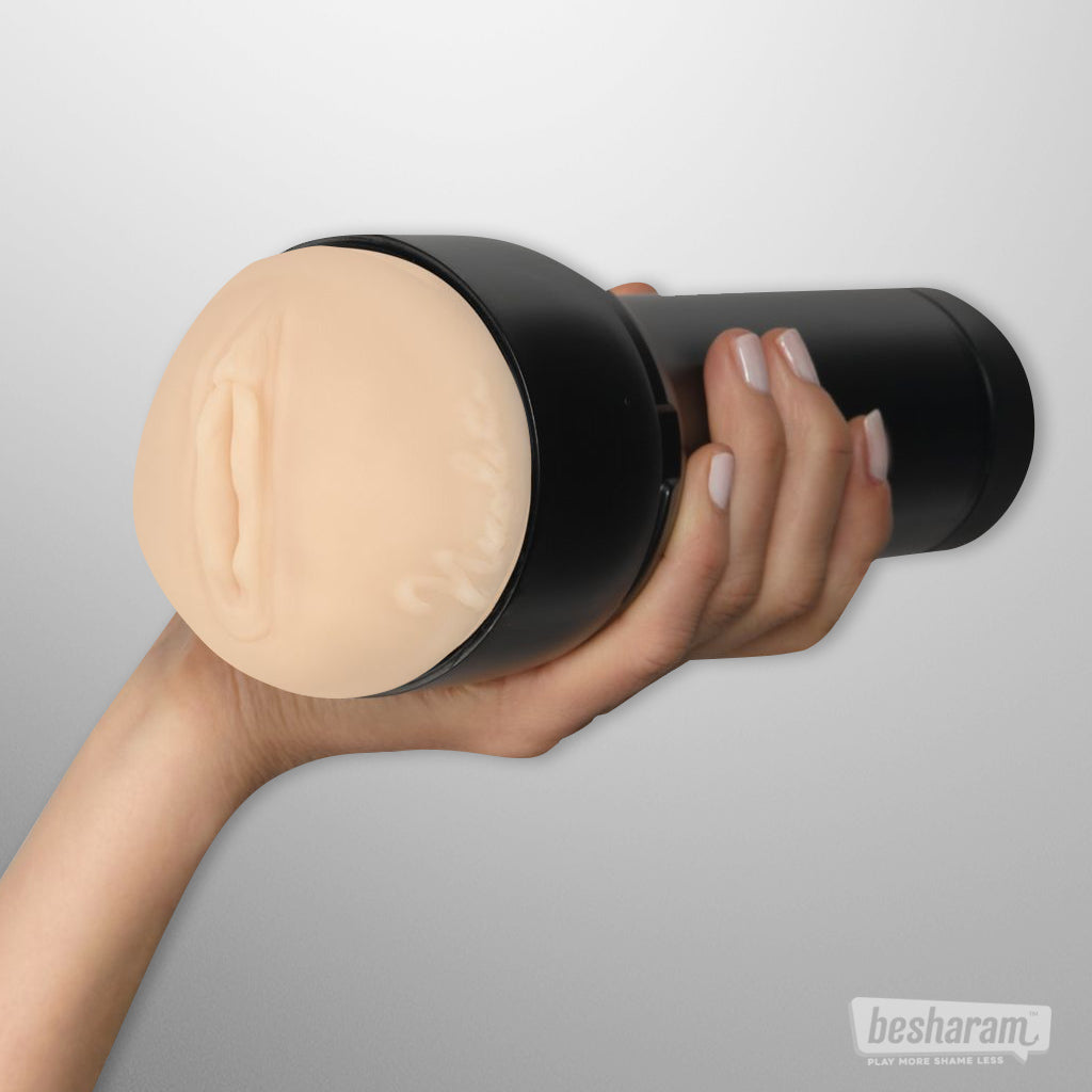 Kiiroo Feel Nicolette Shea Masturbator