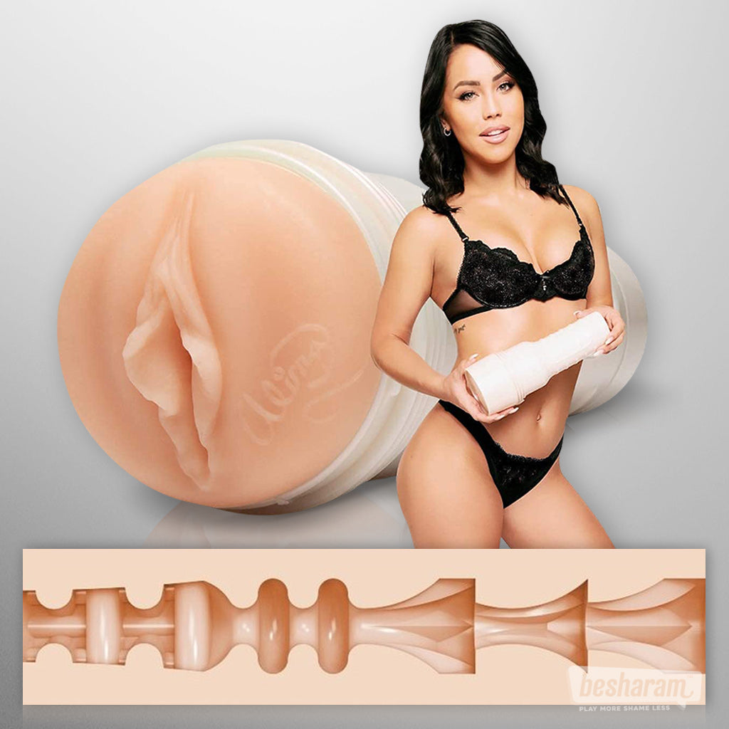 Fleshlight Girls® Alina Lopez Masturbator