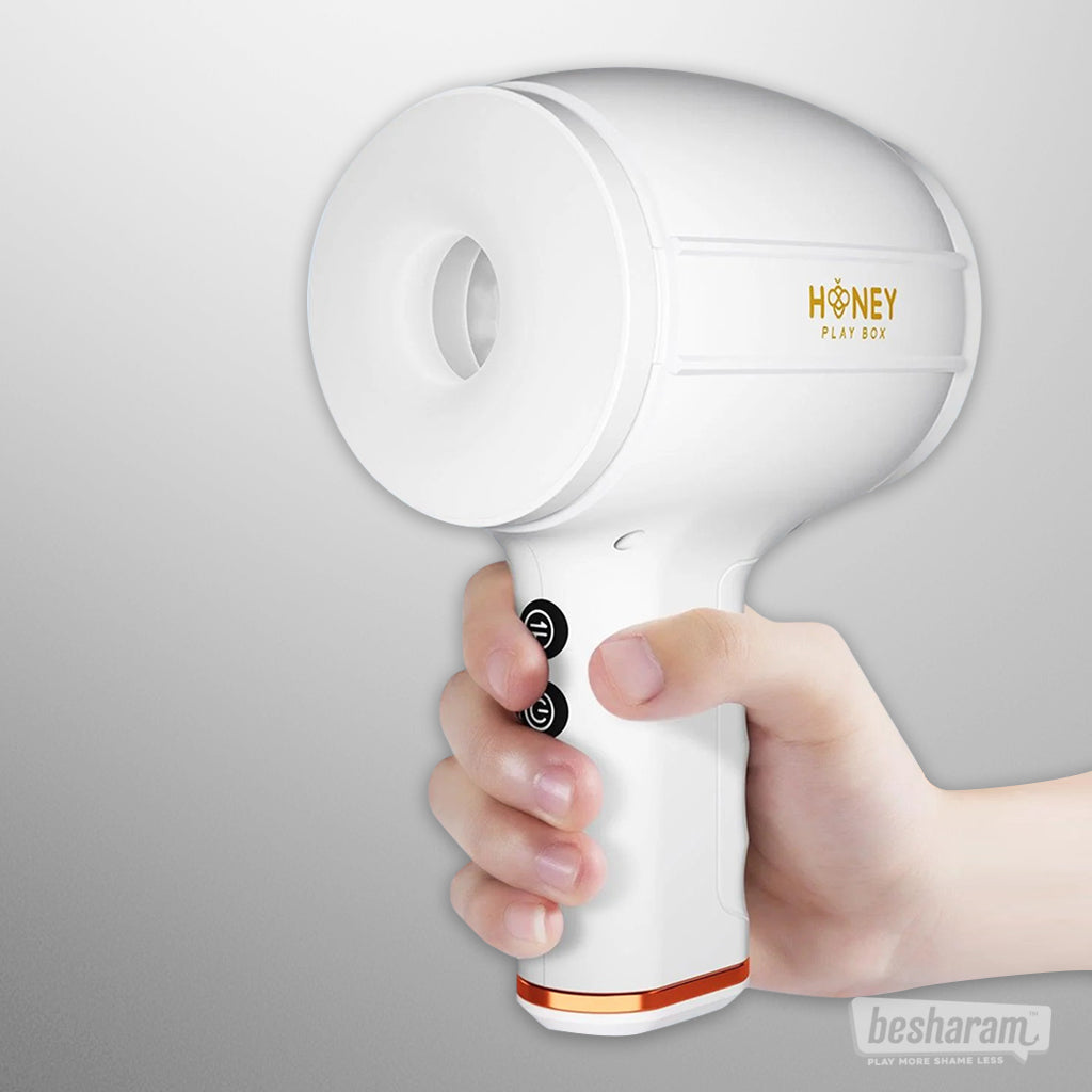 Faye Thrusting Masturbator