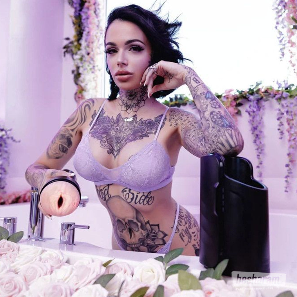 Kiiroo Feel Leigh Raven Masturbator